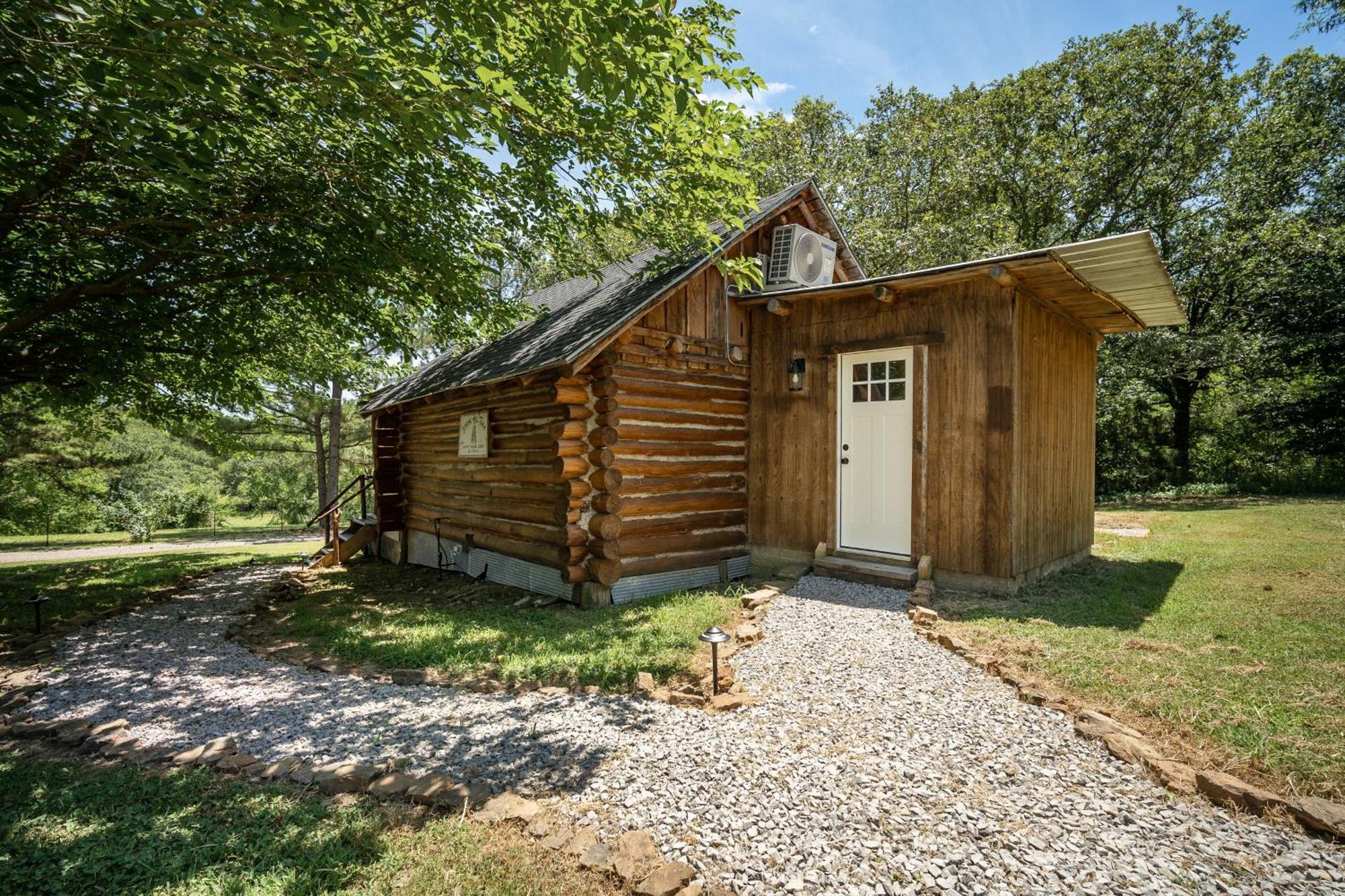 Spring Hill Farm - The Happy Hound Villa Alma Buitenkant foto